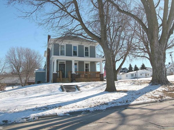 502 Broad Avenue, Stanton, IA 51573