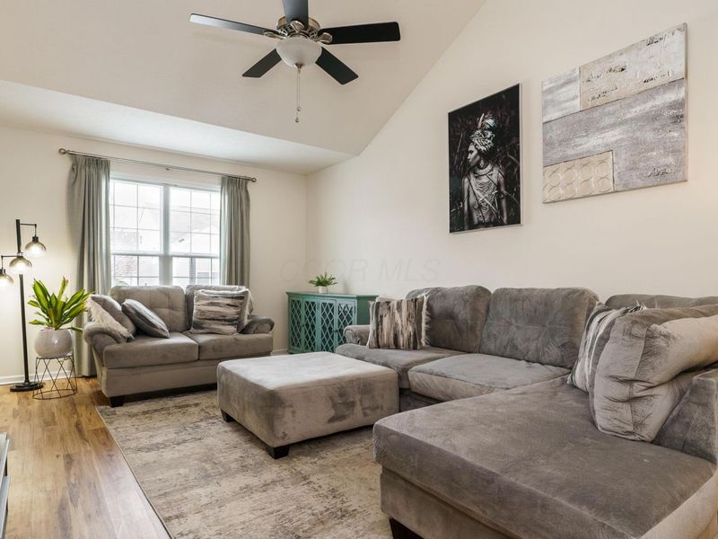 5792 Buckhannon Street, Dublin, OH 43016 Photo 3