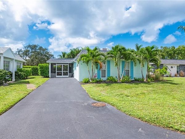 30 Kings RD, Unit A39, NAPLES, FL 34112