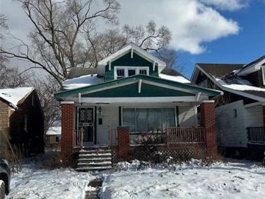 12708 Cloverlawn Street, Detroit, MI 48238