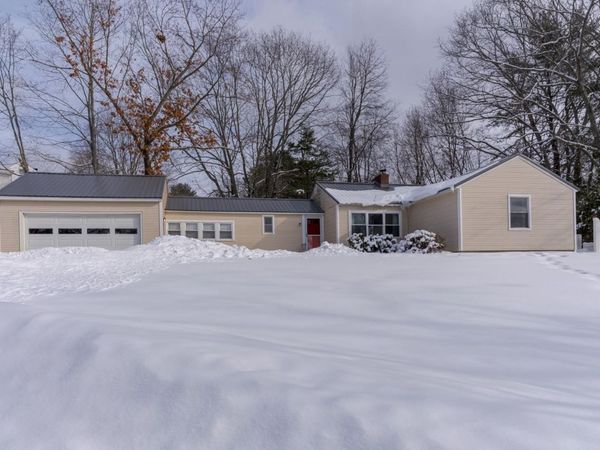 64 Maple Street, Somersworth, NH 03878