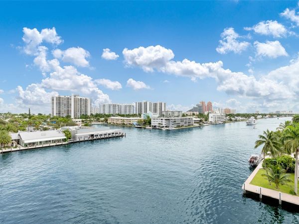 2900 NE 30th St, Unit 7H, Fort Lauderdale, FL 33306