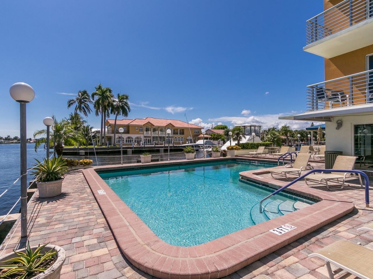 2900 NE 30th St, Unit 7H, Fort Lauderdale, FL 33306 Photo