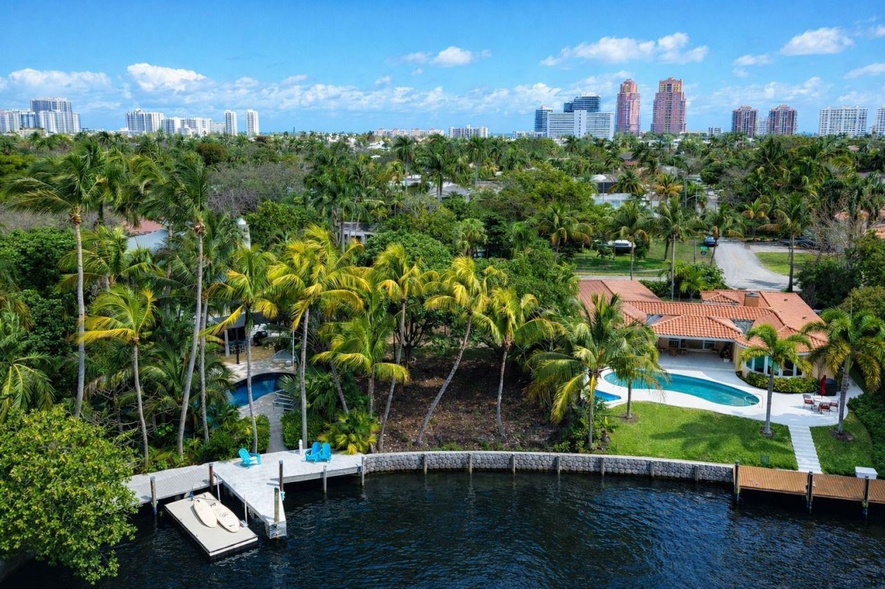 2405 Middle River Drive, Fort Lauderdale, FL 33305 Photo