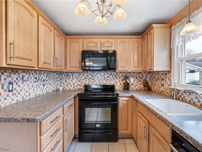 69 N Turner Road, Youngstown, OH 44515 Photo 10