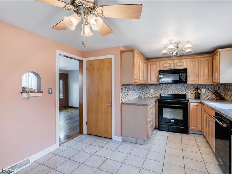 69 N Turner Road, Youngstown, OH 44515 Photo 9