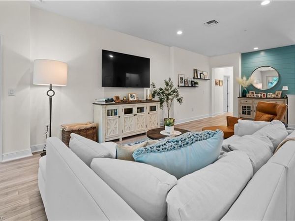 2280 Priory LN, Unit 1106, NAPLES, FL 34120