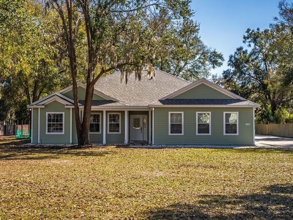 260 CASSADY STREET, UMATILLA, FL 32784