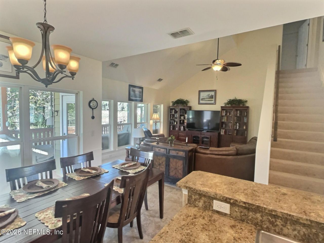 295 Maxwell Drive, Welaka, FL 32193 Photo