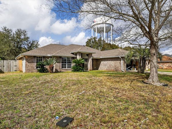 5323 English Oak Drive, Pace, FL 32571
