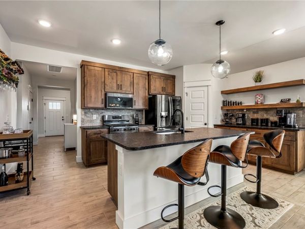 637 Lewis Street, Pea Ridge, AR 72751