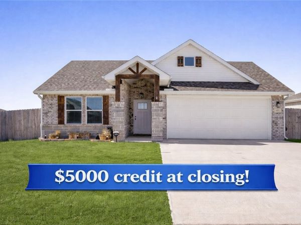 637 Lewis Street , Pea Ridge, AR 72751