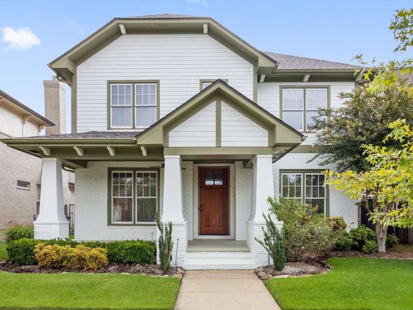 2106 CARISBROOKE DR, Collierville, TN 38017