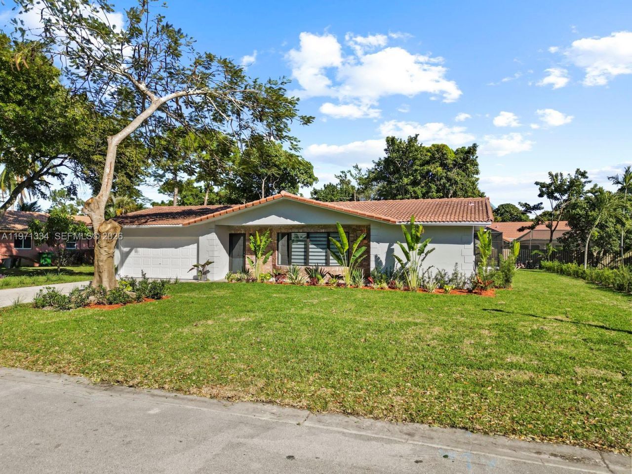 2537 NW 116th Ter, Coral Springs, FL 33065 Photo