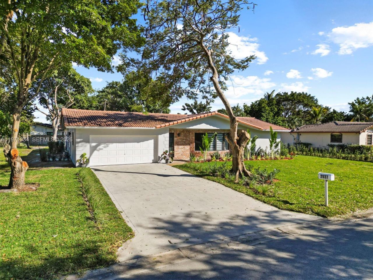2537 NW 116th Ter, Coral Springs, FL 33065 Photo
