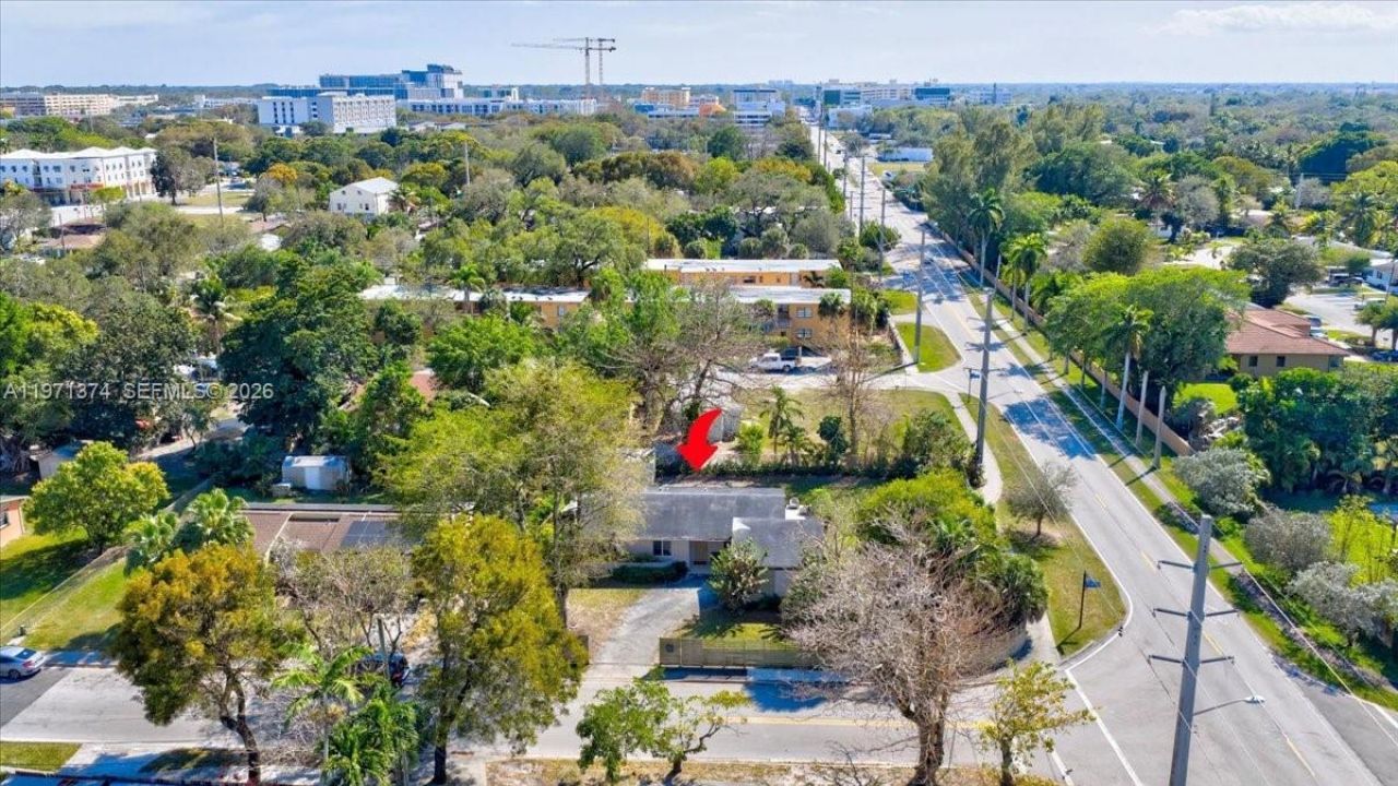 6140 SW 62nd St, South Miami, FL 33143 Photo