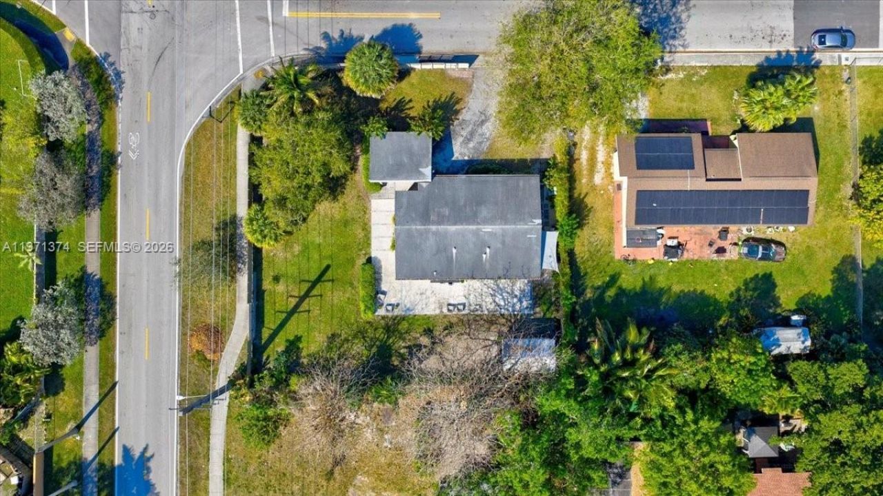 6140 SW 62nd St, South Miami, FL 33143 Photo