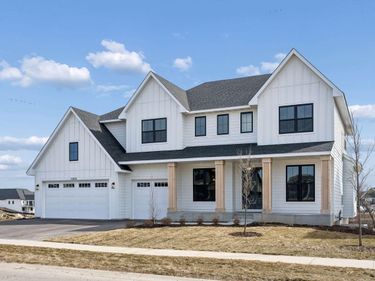 10226 Peony Lane N, Maple Grove, MN 55311