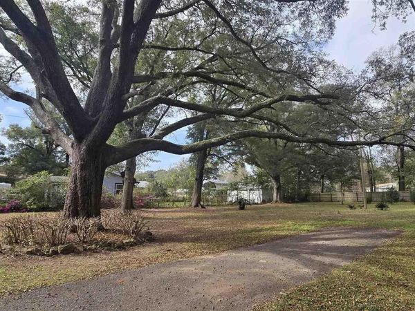 401 N 65th Ave, Pensacola, FL 32506