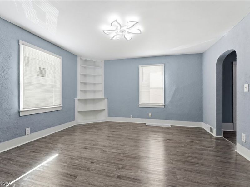 912 Essig Court NW, Canton, OH 44703 Photo 11