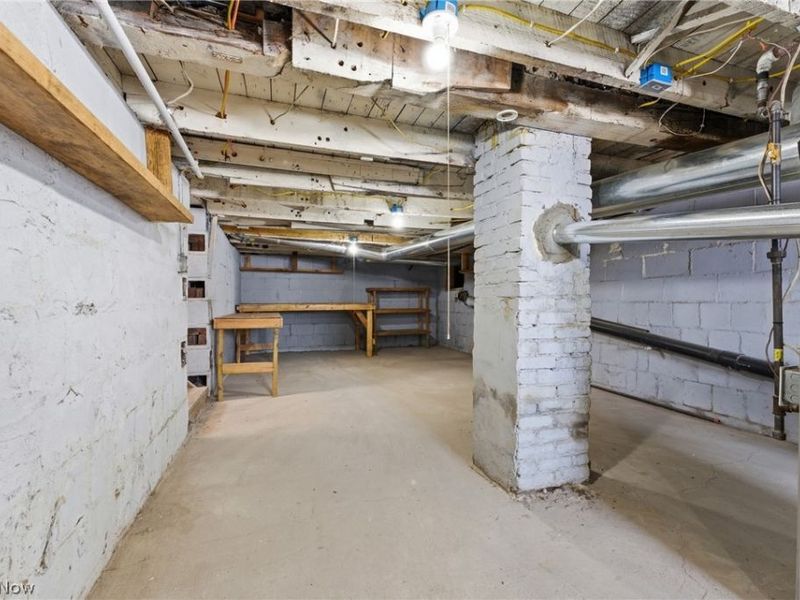 912 Essig Court NW, Canton, OH 44703 Photo 18