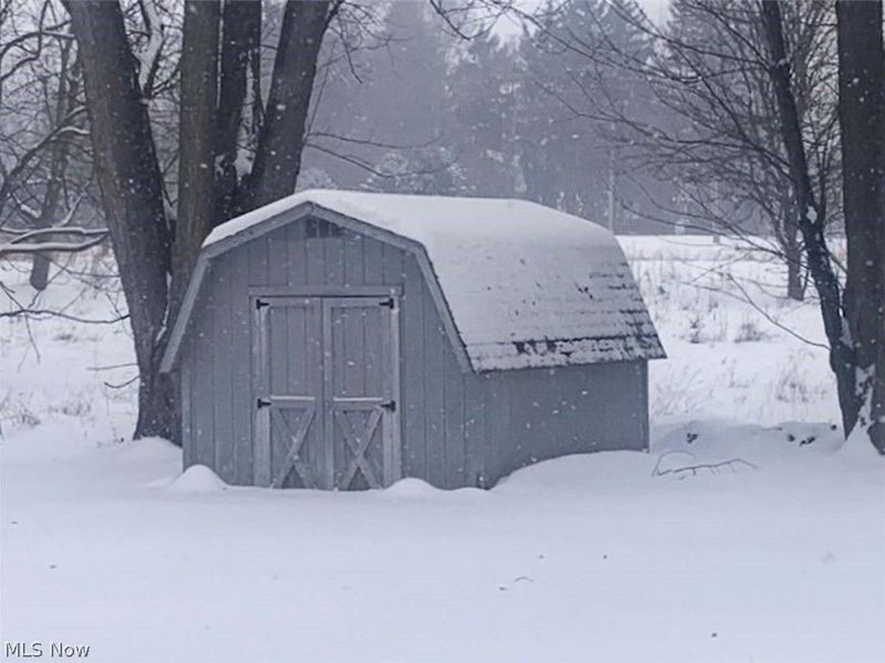 994 Erin Drive, Kent, OH 44240 Photo 4