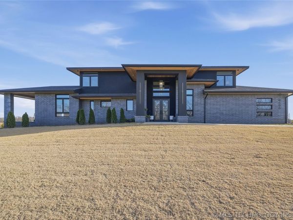9696 E 161st Street S, Bixby, OK 74008