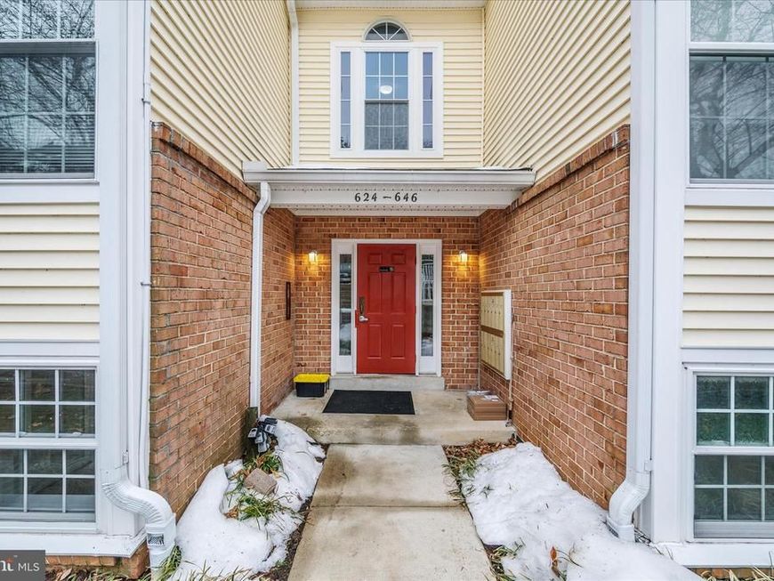 628 Southern Hills Drive, Unit B-2C, Arnold, MD 21012 Main Photo