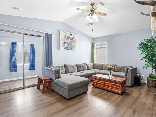 1020 Harrison Drive NE, Rio Rancho, NM 87144