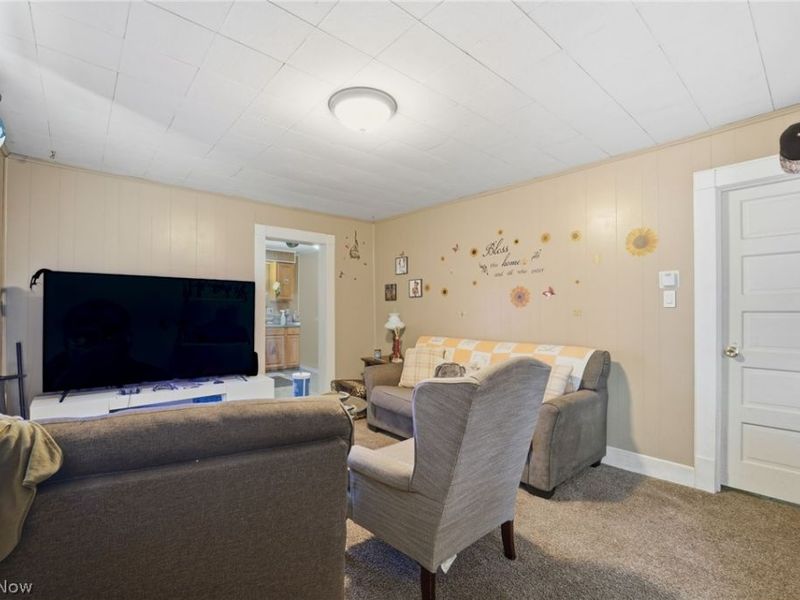 1031 Thayer Avenue, Ashtabula, OH 44004 Photo 4