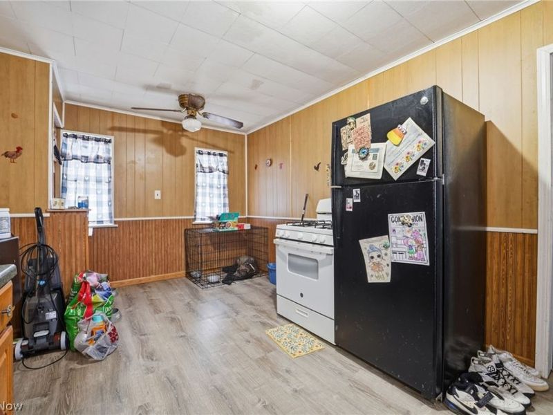 1031 Thayer Avenue, Ashtabula, OH 44004 Photo 7