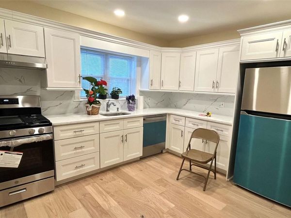 6925 69th Pl 69th Pl, Maspeth, NY 11378