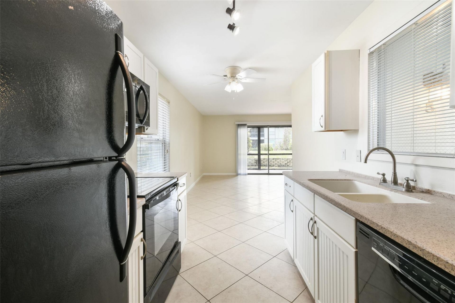 8163 SE Croft Cir, Unit C-5, Hobe Sound, FL 33455 Photo