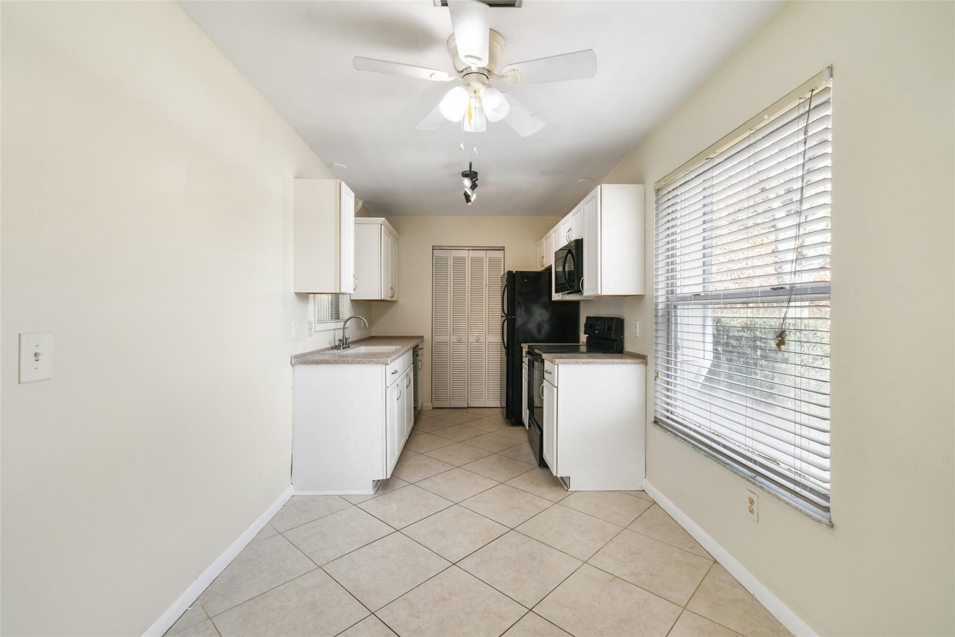 8163 SE Croft Cir, Unit C-5, Hobe Sound, FL 33455 Photo