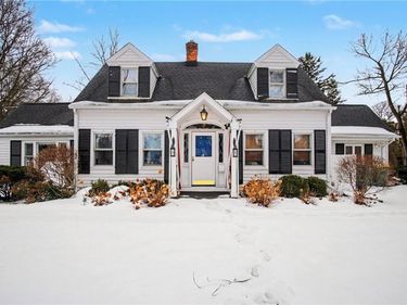 2383 Monroe Ave Avenue, Rochester, NY 14618