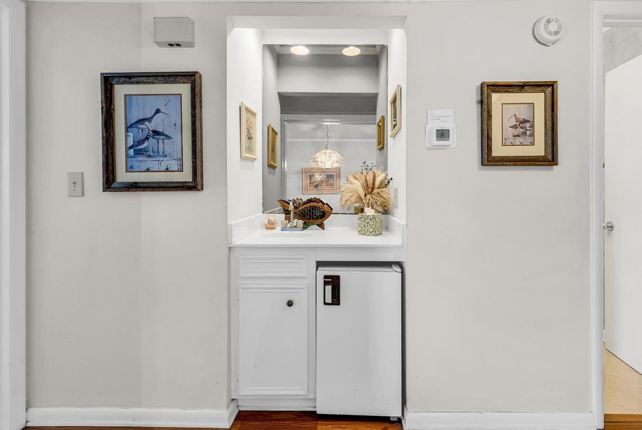 9580 Shore Dr.  Photo 11