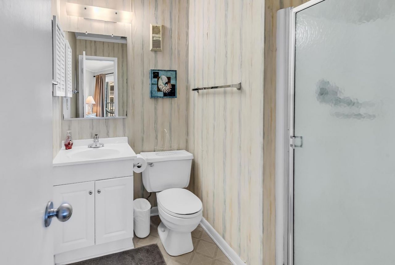 9580 Shore Dr.  Photo 16