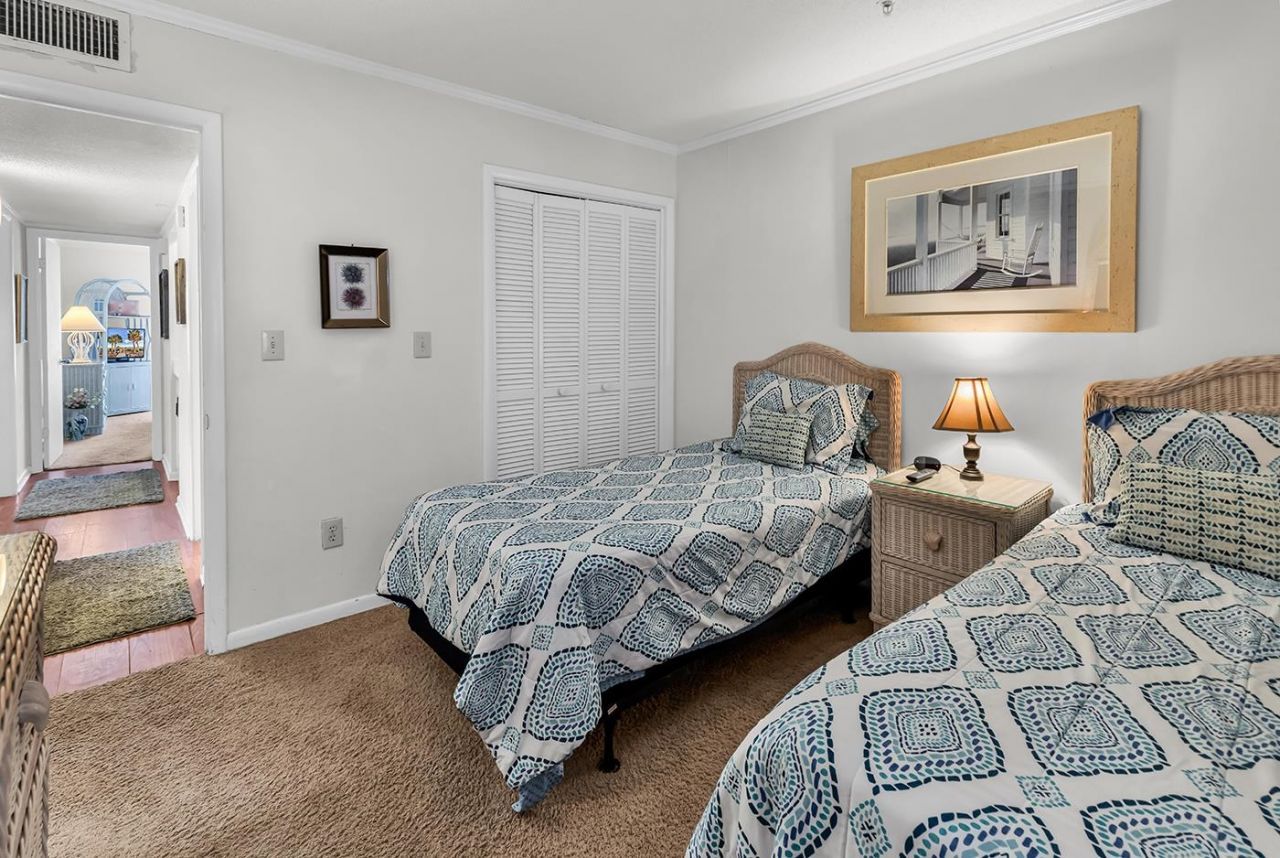 9580 Shore Dr.  Photo 19