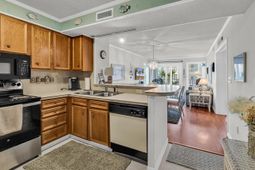 9580 Shore Dr.  photo 4