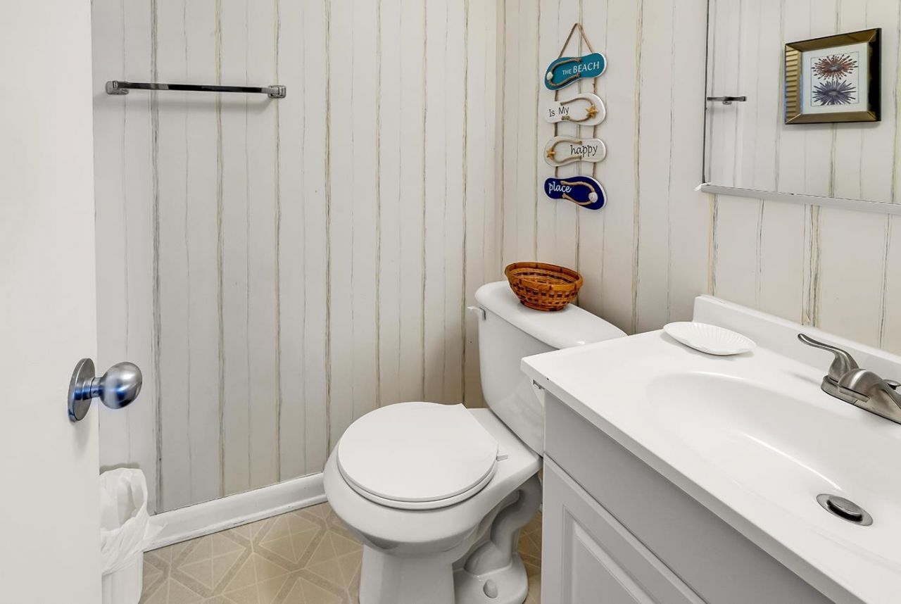 9580 Shore Dr.  Photo 21