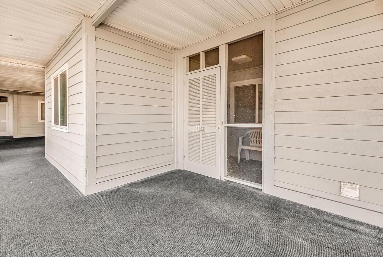 9580 Shore Dr.  Photo 31