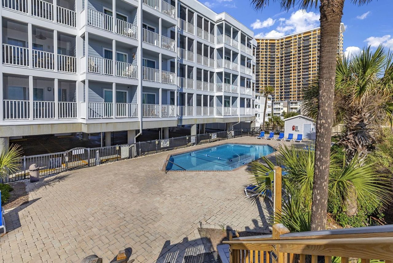 9580 Shore Dr.  Photo 39