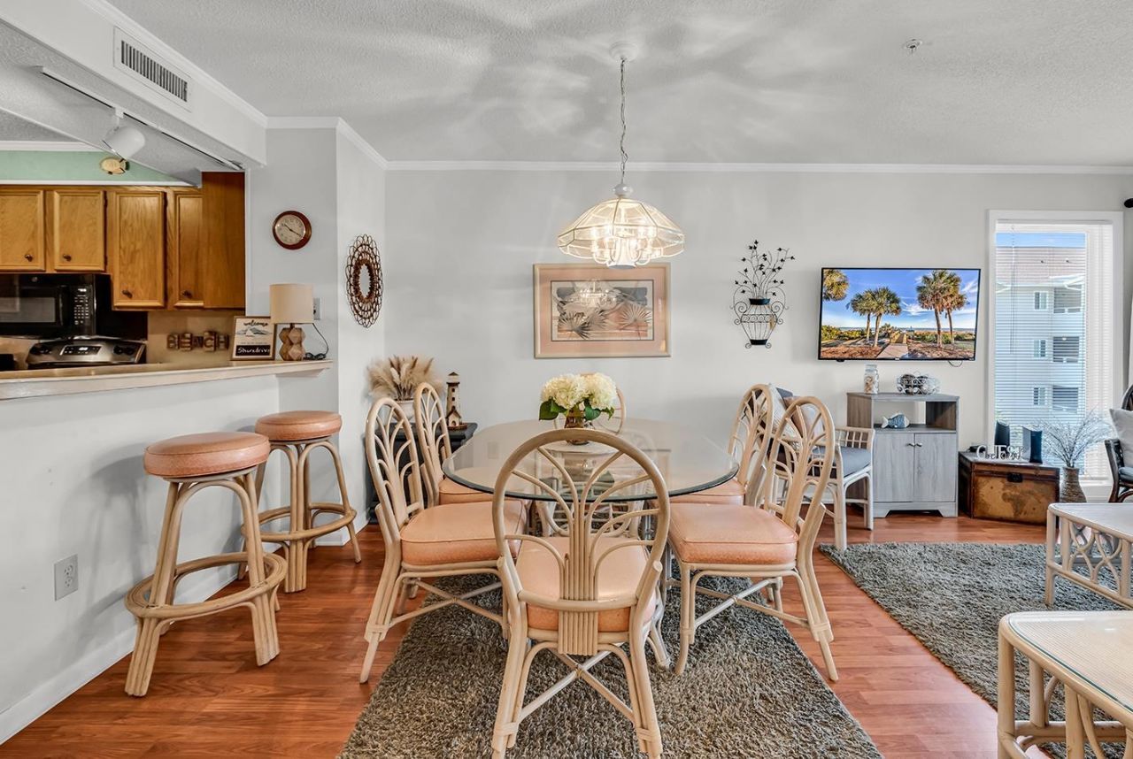 9580 Shore Dr.  Photo 8