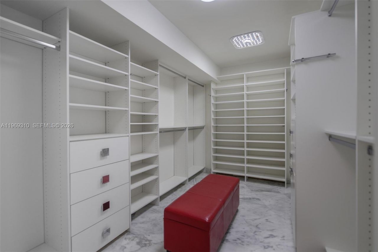 19195 NE 36th Ct , Unit 2707, Aventura, FL 33180 Photo