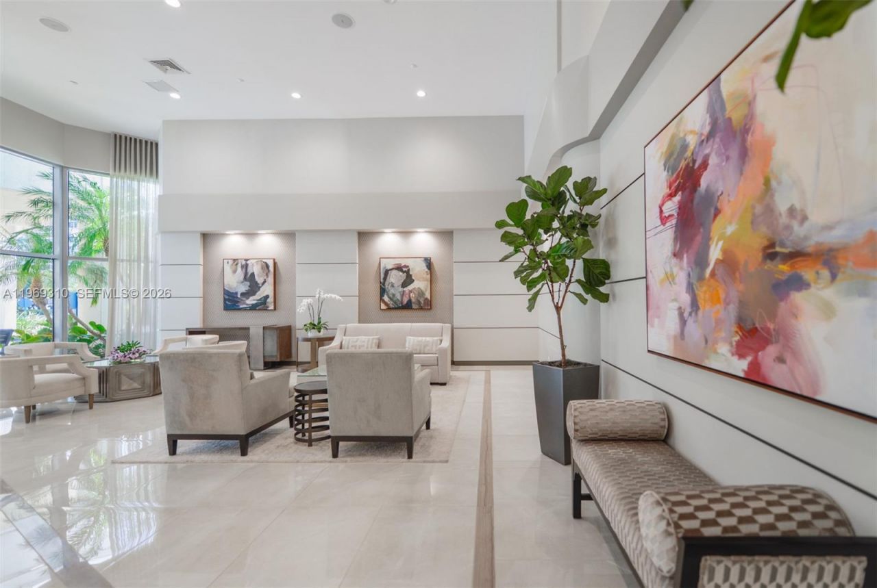 19195 NE 36th Ct , Unit 2707, Aventura, FL 33180 Photo