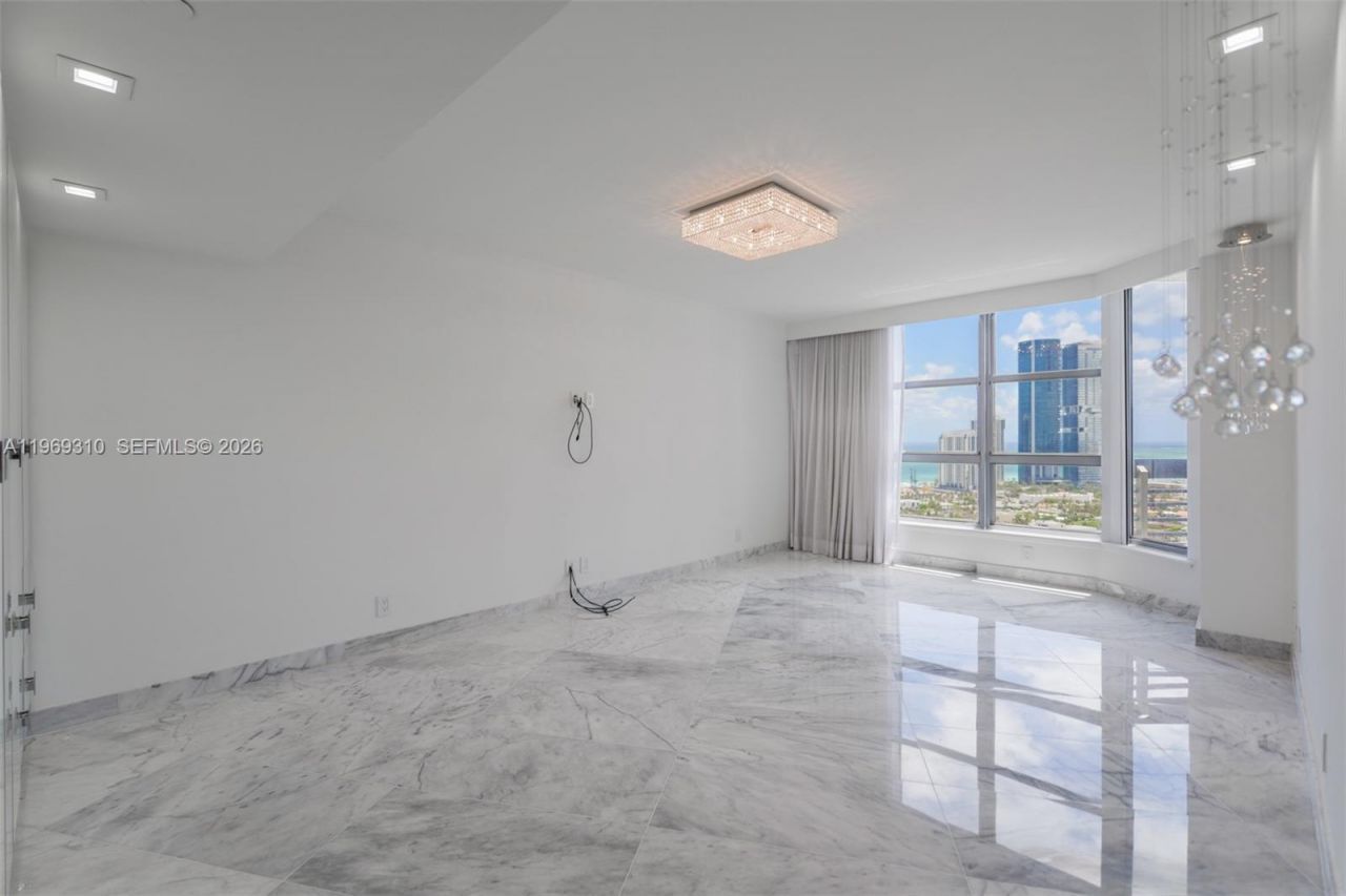 19195 NE 36th Ct , Unit 2707, Aventura, FL 33180 Photo