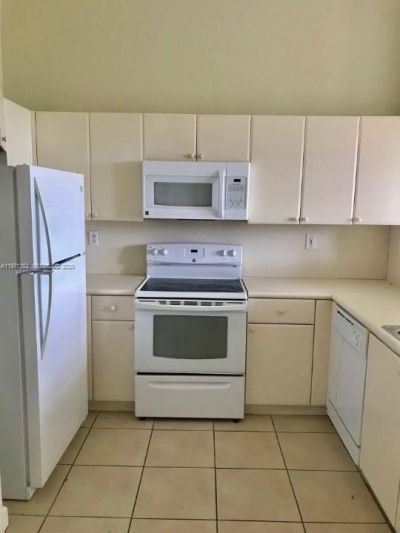 2731 SE 17th Ave , Unit 201, Homestead, FL 33035 Photo