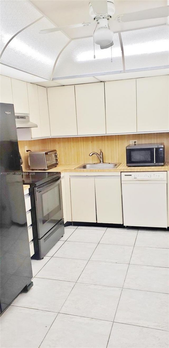 18151 NE 31st Ct, Unit 906, Aventura, FL 33160 Photo