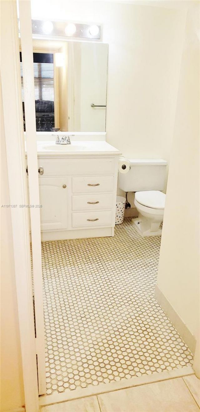 18151 NE 31st Ct, Unit 906, Aventura, FL 33160 Photo