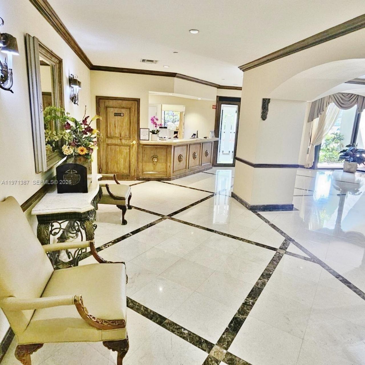 18151 NE 31st Ct , Unit 906, Aventura, FL 33160 Photo